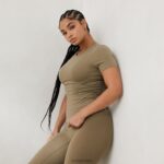essentieel getailleerd T-shirt met korte mouwen vrouwen olijf Lounge kleding 008ZJ832 - Image 3