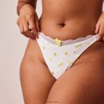 geribbelde driehoekige string met bloemenmotief vrouwen wit Lounge ondergoed 008ZJ469 - Image 3