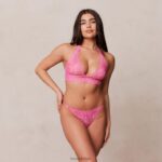 Set met kanten triangelbeha en string/slip vrouwen felroze Lounge ondergoed 008ZJ212