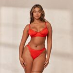 Set van geribbelde balconette-bh en string/slip vrouwen rood Lounge ondergoed 008ZJ131