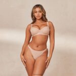 Set van T-shirtbeha en string/slip van gladde mesh vrouwen taupe Lounge ondergoed 008ZJ127